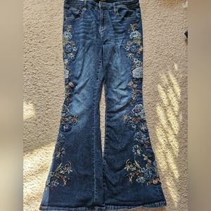 Driftwood Farrah Full-Leg Embroidered Jeans, EUC, sz 31